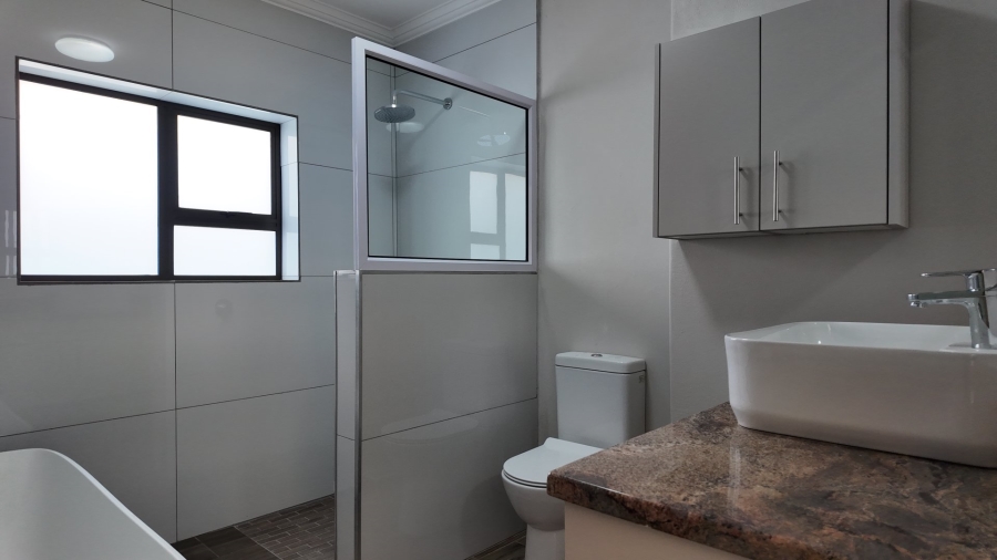 3 Bedroom Property for Sale in Stilbaai Wes Western Cape